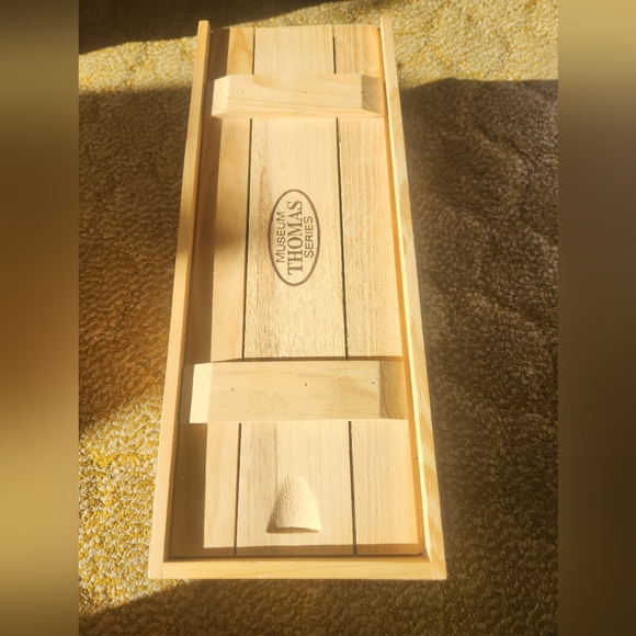 Finial Blown Glass Museum Thomas Series Tree Topper in Wooden Box - Picture 2 of 5